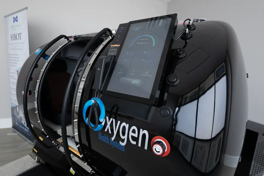 Hyperbaric oxygen chamber at Optimus Reset